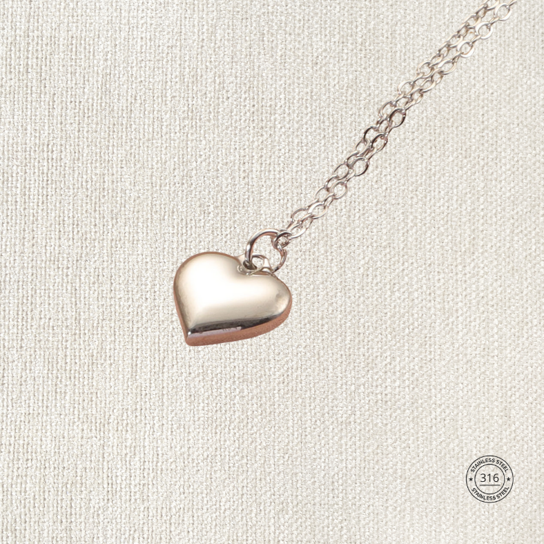 Cadena dije corazón, plateado. Acero inoxidable.