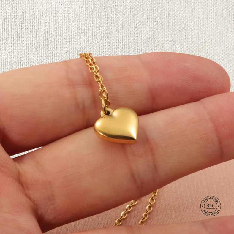 Cadena dije corazón, dorado. Acero inoxidable.